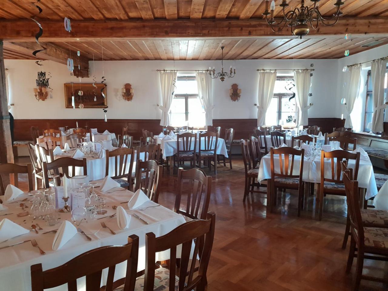 Landgasthof Bock Hotel เกาทิง ภายนอก รูปภาพ